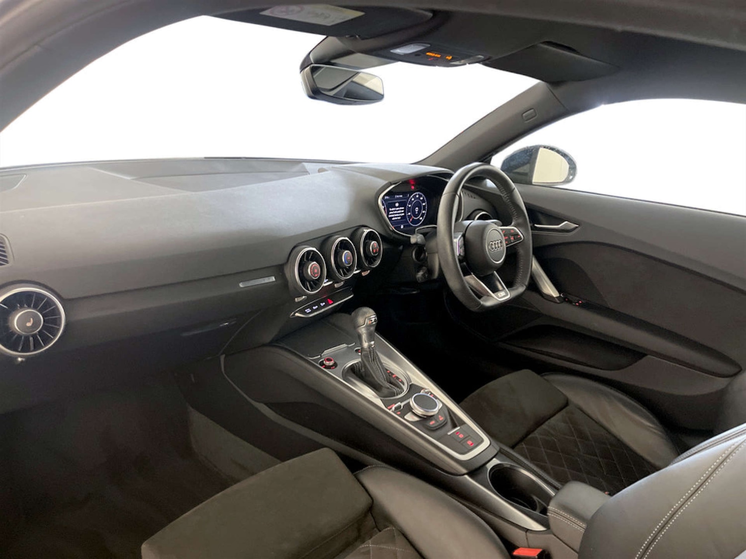 Used Audi TT 2022 for sale - 77617145: Photo 12