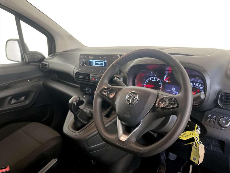 Used Vauxhall Combo 2019 for sale - 77036750: Photo 3