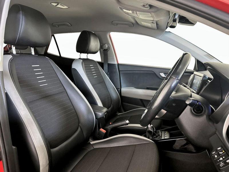 Used Kia Stonic 2018 for sale - 76534450: Photo 13