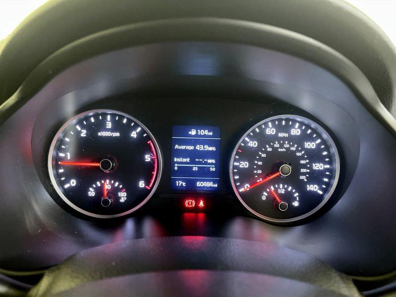 Used Kia Stonic 2018 for sale - 76534450: Photo 18