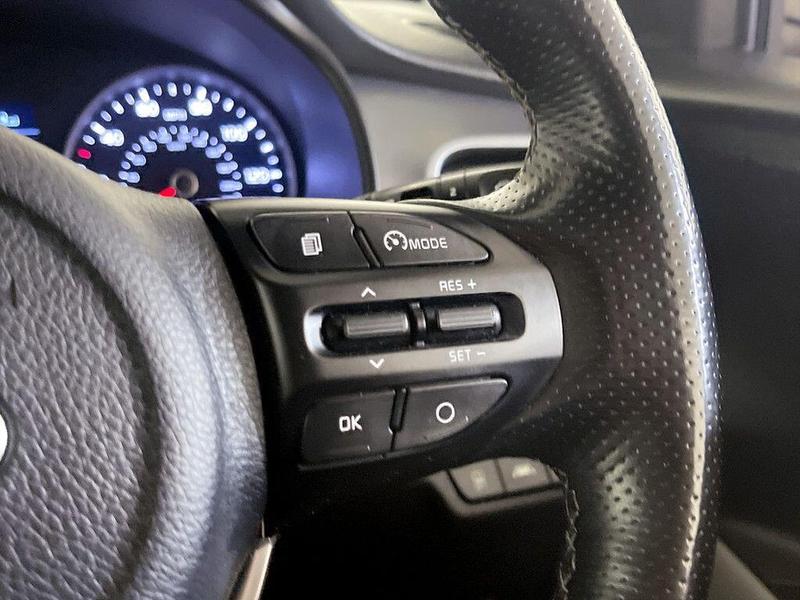 Used Kia Stonic 2018 for sale - 76534450: Photo 19