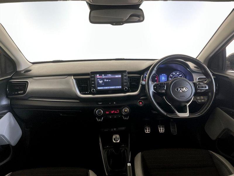 Used Kia Stonic 2018 for sale - 76534450: Photo 3