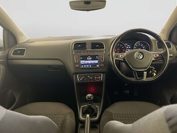 Used Volkswagen Polo 2017 for sale - 78525583: Photo