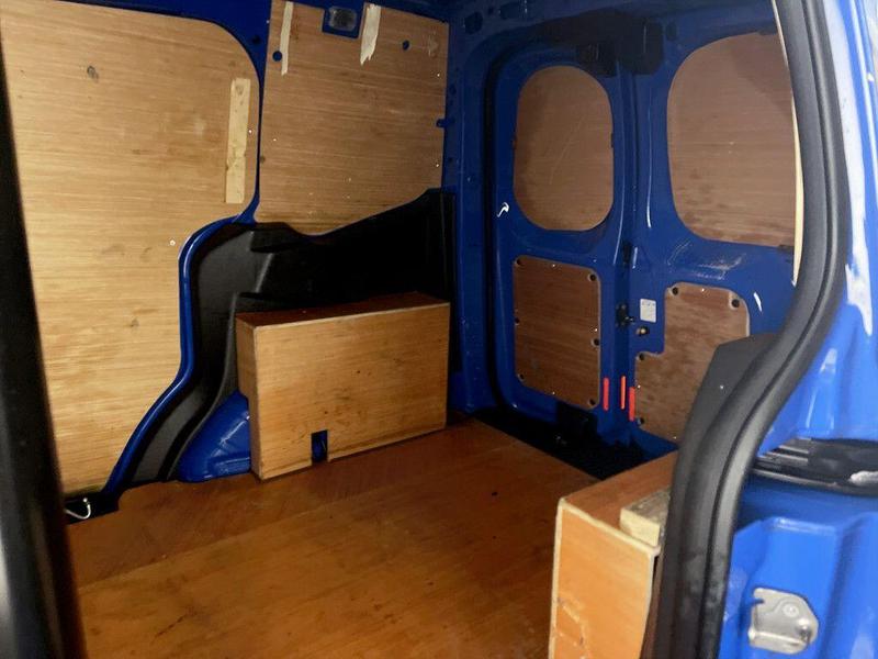 Used Ford Transit Courier 2020 for sale - 76382263: Photo 14