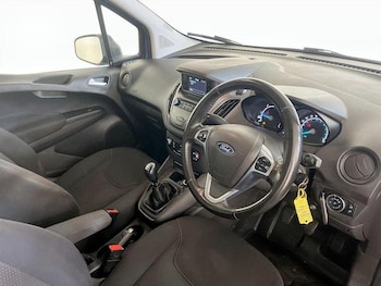 Used Ford Transit Courier 2020 for sale - 76382263: Photo