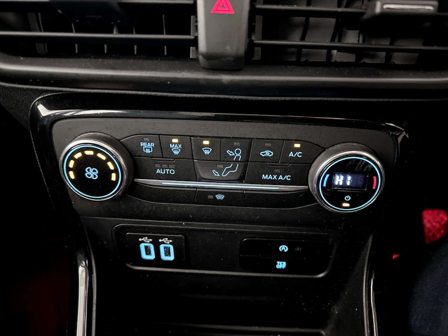 Used Ford Ecosport 2019 for sale - 77283192: Photo 25