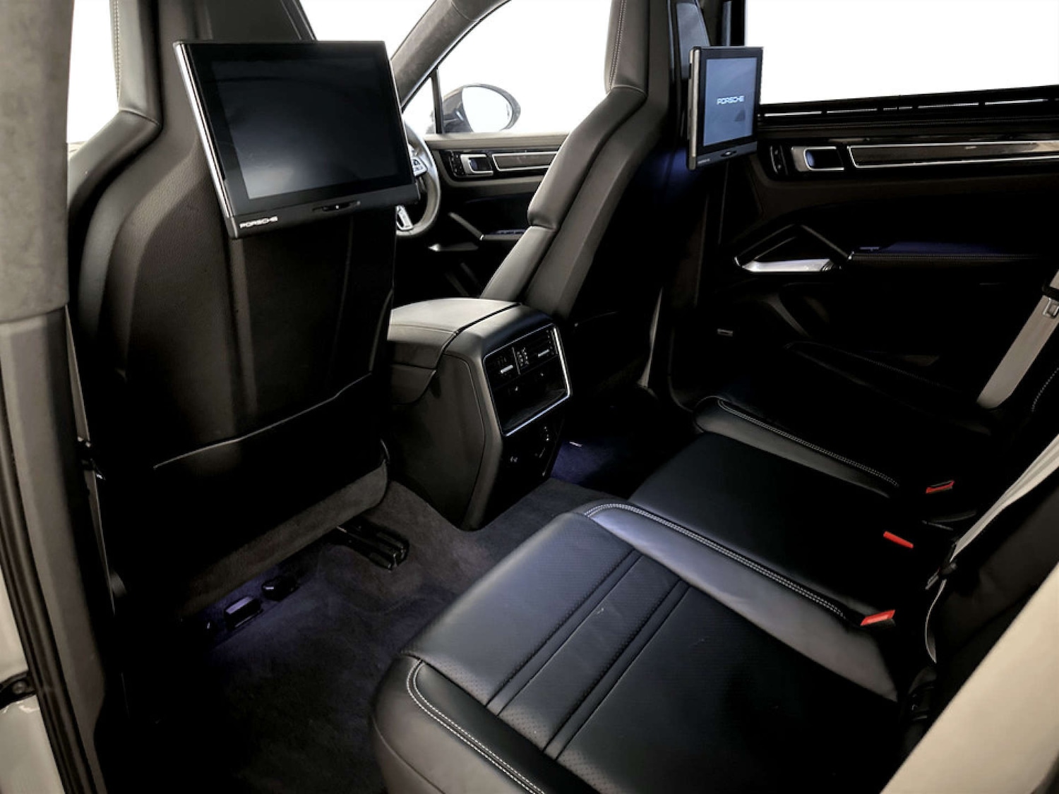 Used Porsche Cayenne 2020 for sale - 77185591: Photo 15