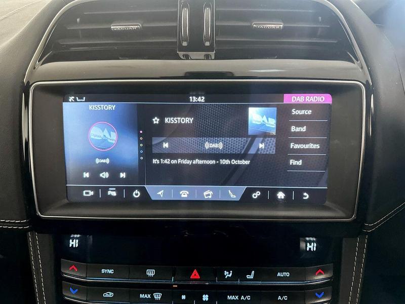 Used Jaguar F-Pace 2018 for sale - 76262913: Photo 23