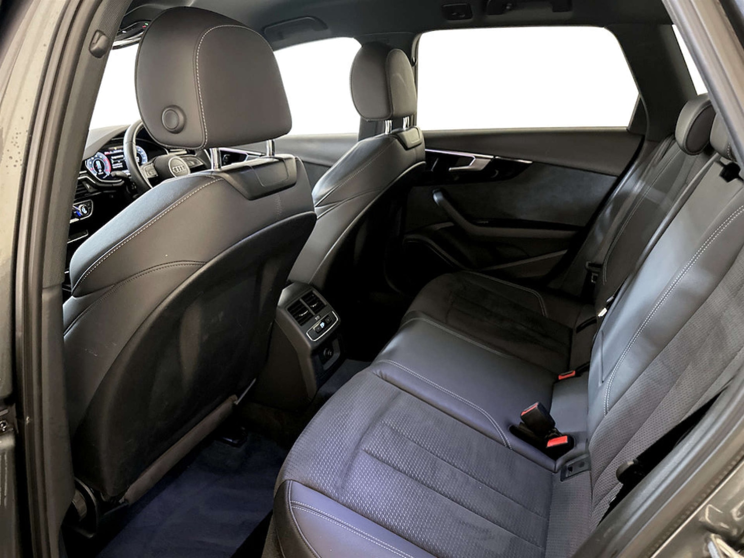 Used Audi A4 2022 for sale - 77775388: Photo 14