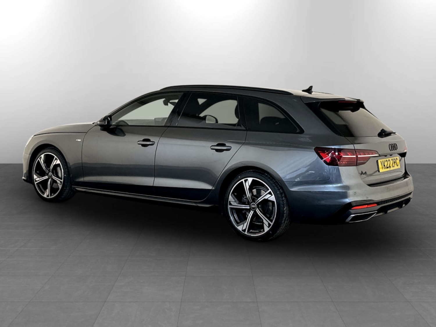 Used Audi A4 2022 for sale - 77775388: Photo 8