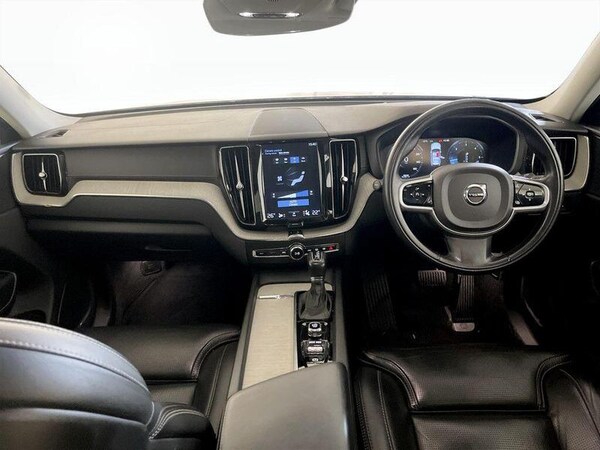 Used Volvo XC60 2018 for sale - 76277144: Photo 3