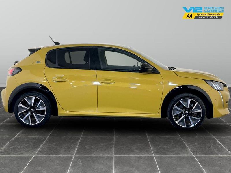 Used Peugeot 208 2022 for sale - 76718931: Photo 11