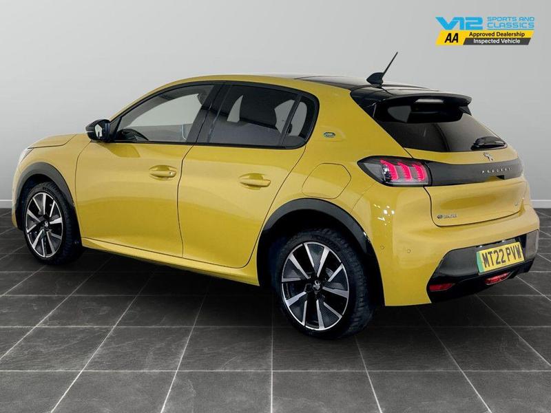 Used Peugeot 208 2022 for sale - 76718931: Photo 8