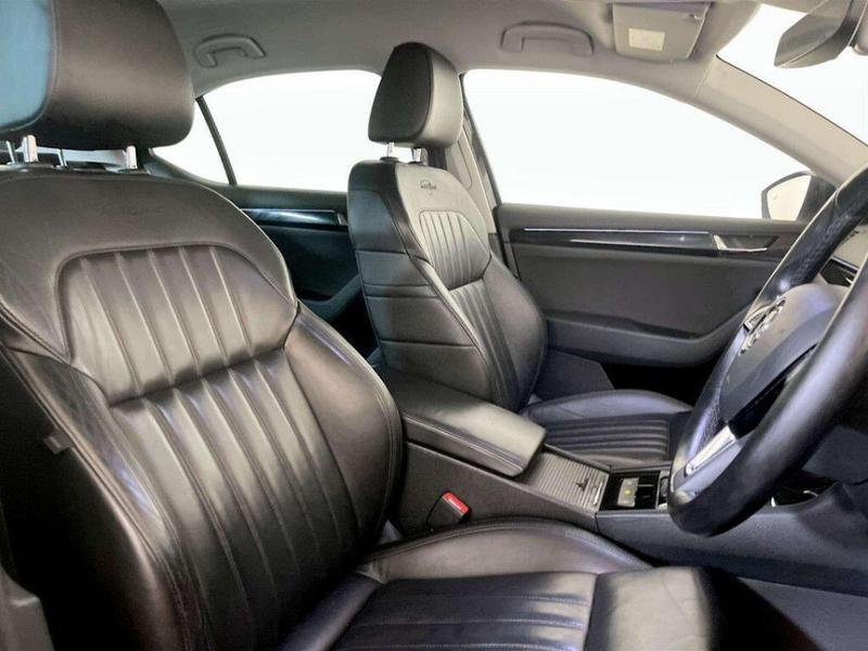 Used Skoda Superb 2017 for sale - 76332447: Photo 13