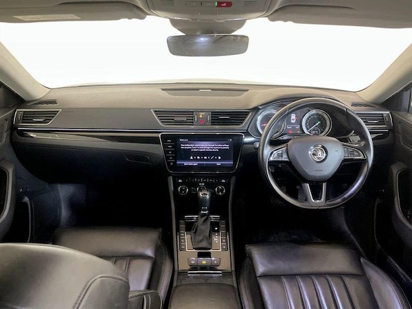 Used Skoda Superb 2017 for sale - 76332447: Photo 3