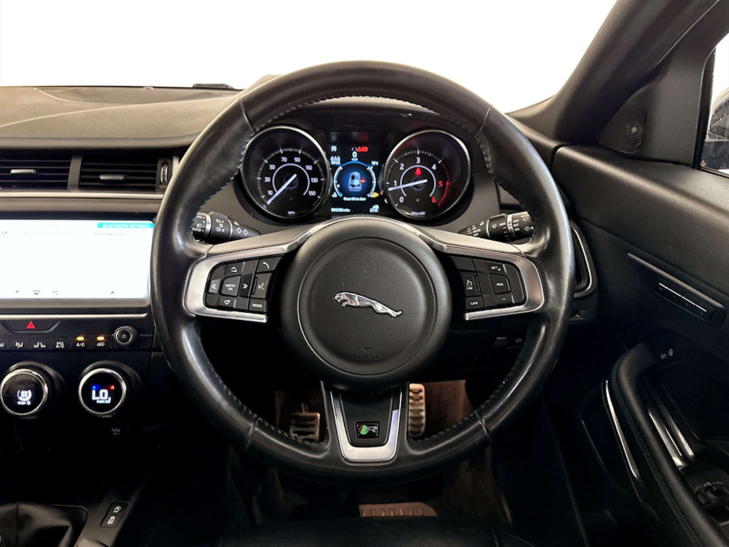 Used Jaguar E-Pace 2020 for sale - 77185516: Photo 16