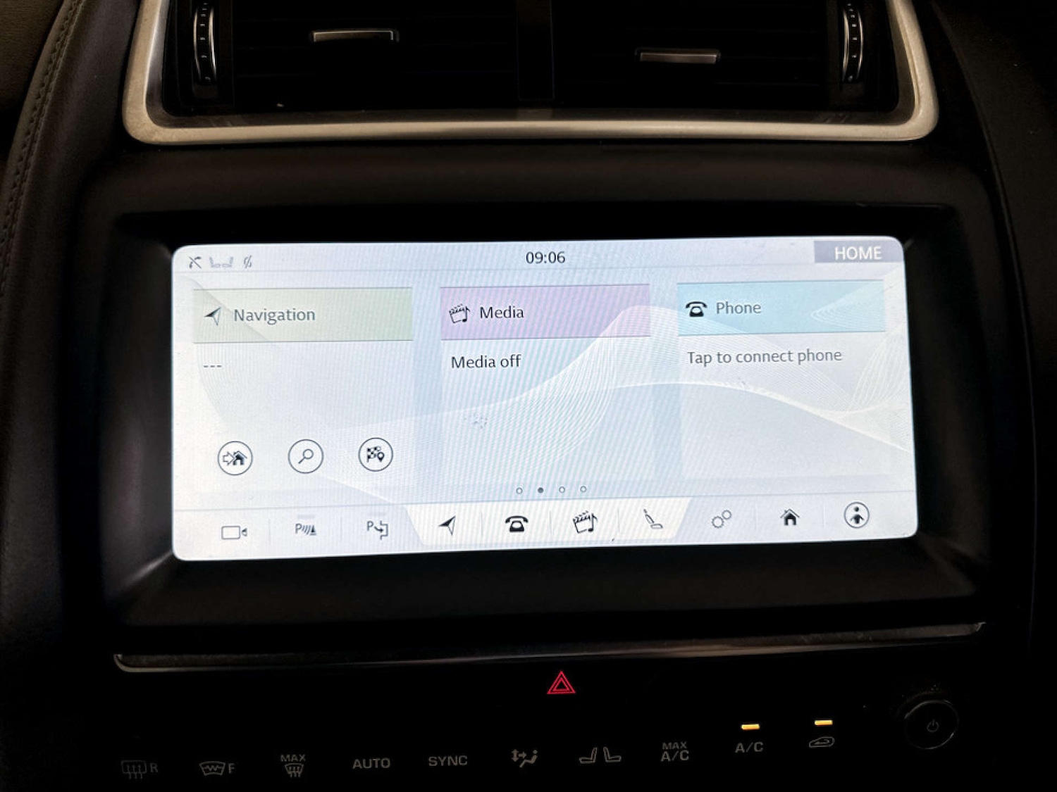 Used Jaguar E-Pace 2020 for sale - 77185516: Photo 23