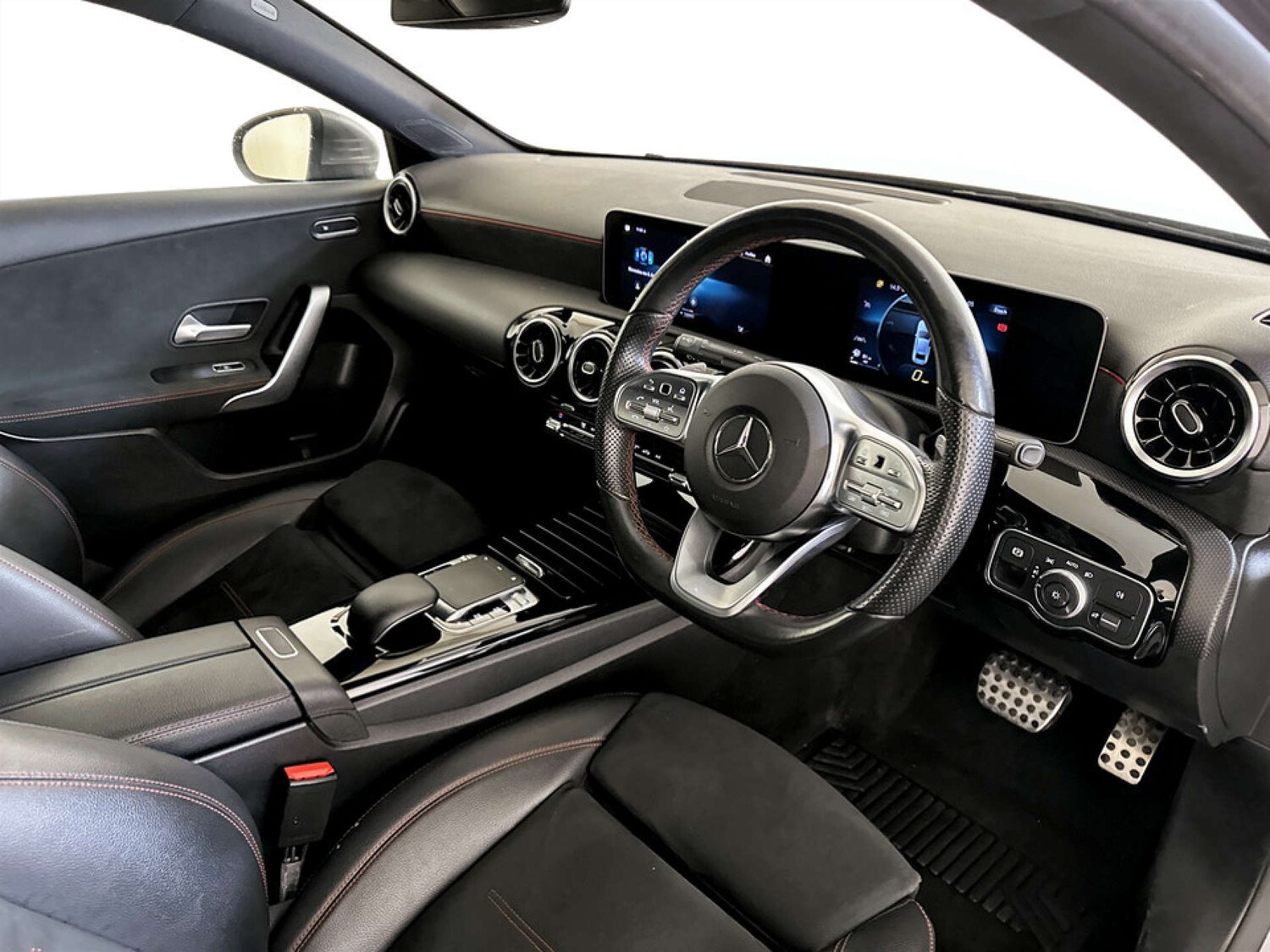 Used Mercedes-Benz A-Class 2019 for sale - 77640562: Photo 15