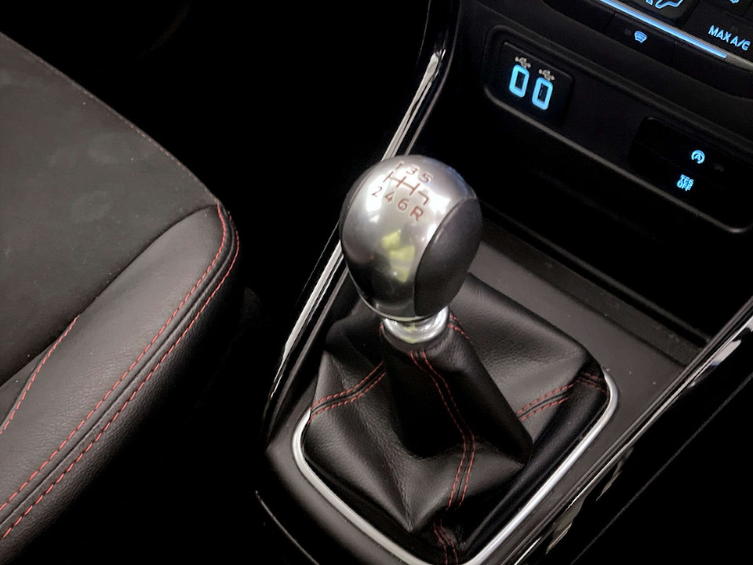 Used Ford Ecosport 2018 for sale - 77185512: Photo 25