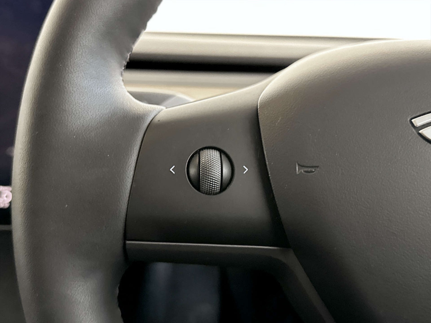 Used Tesla Model Y 2024 for sale - 77221002: Photo 17