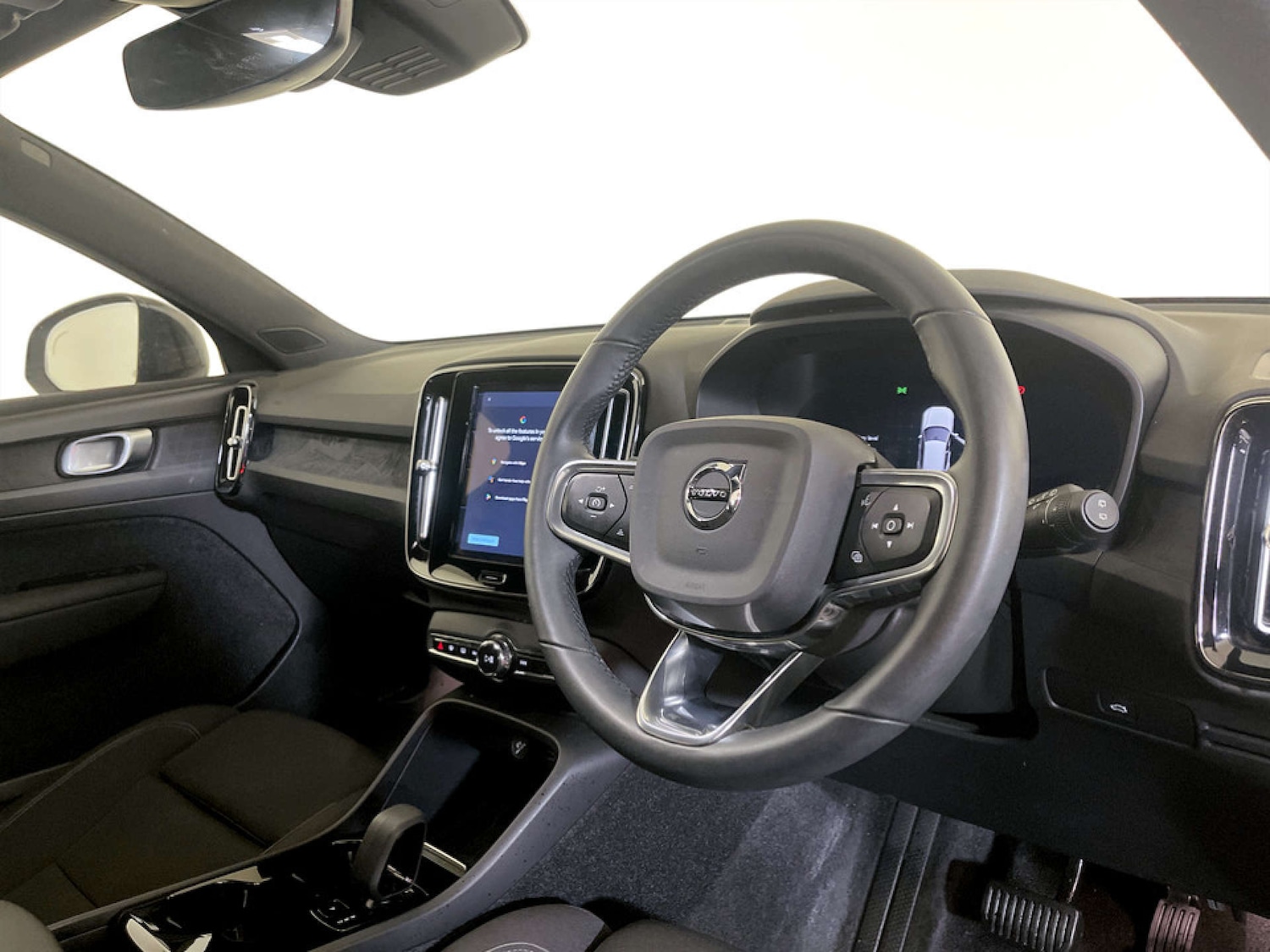 Used Volvo XC40 2022 for sale - 77185555: Photo 15