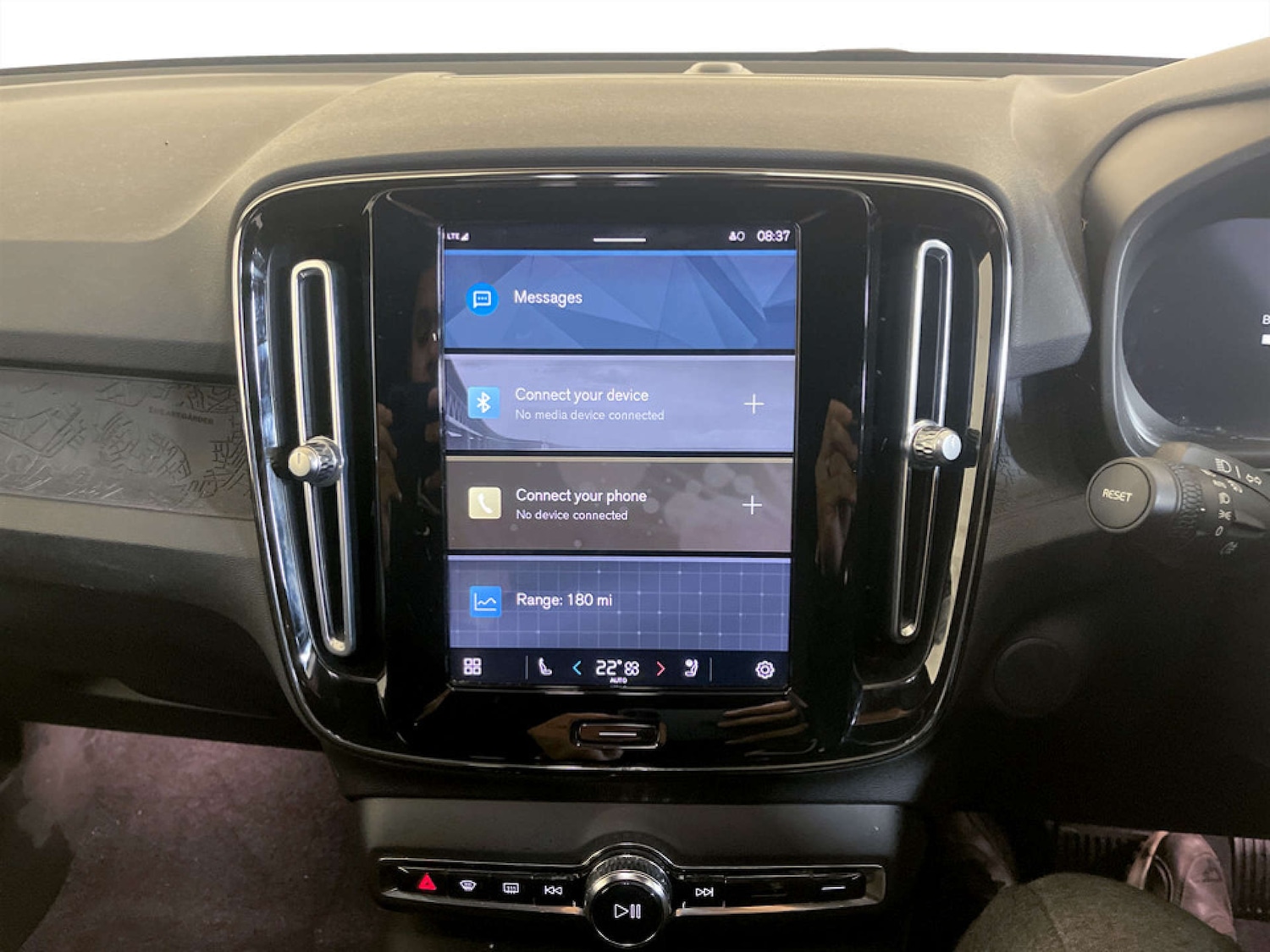 Used Volvo XC40 2022 for sale - 77185555: Photo 23