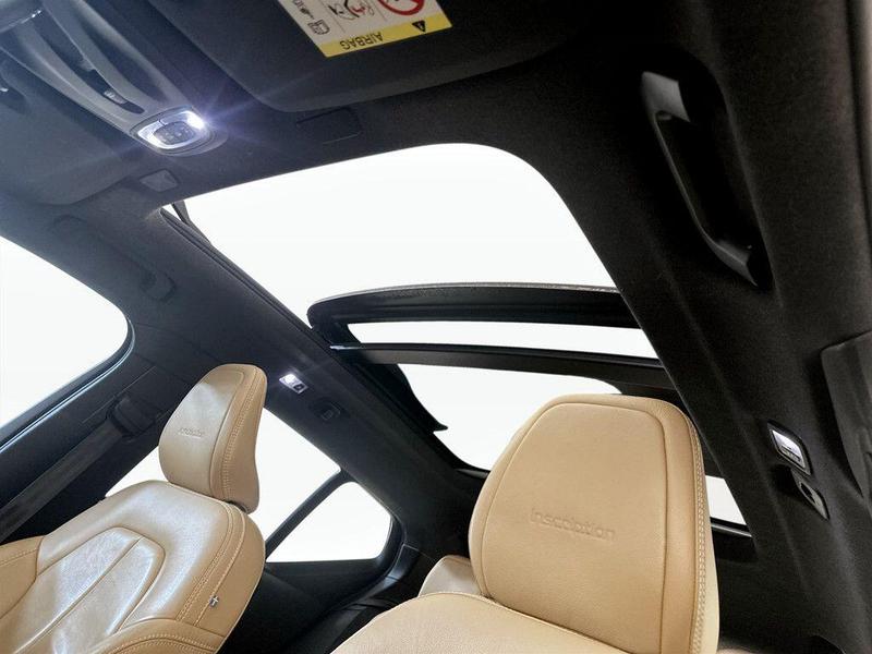 Used Volvo XC40 2019 for sale - 76385077: Photo 13