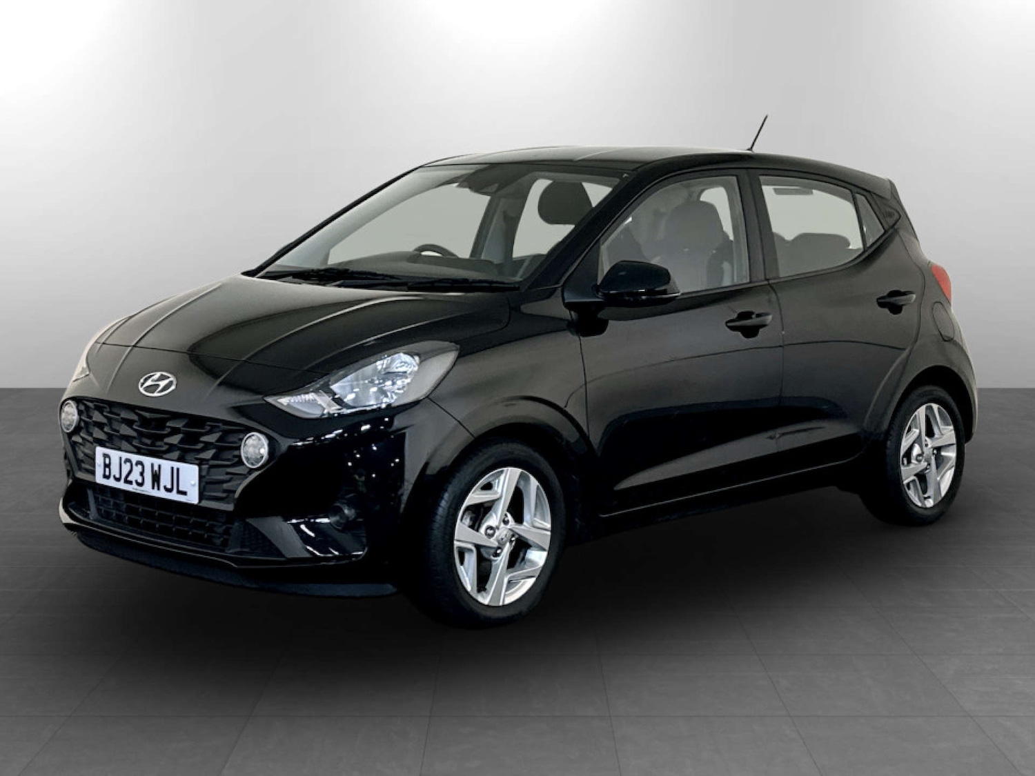 Used Hyundai i10 2023 for sale - 77185676: Photo 6