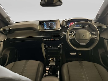 Used Peugeot 2008 2023 for sale - 79042693: Photo