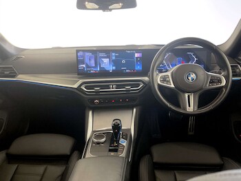 Used BMW i4 2022 for sale - 77355493: Photo