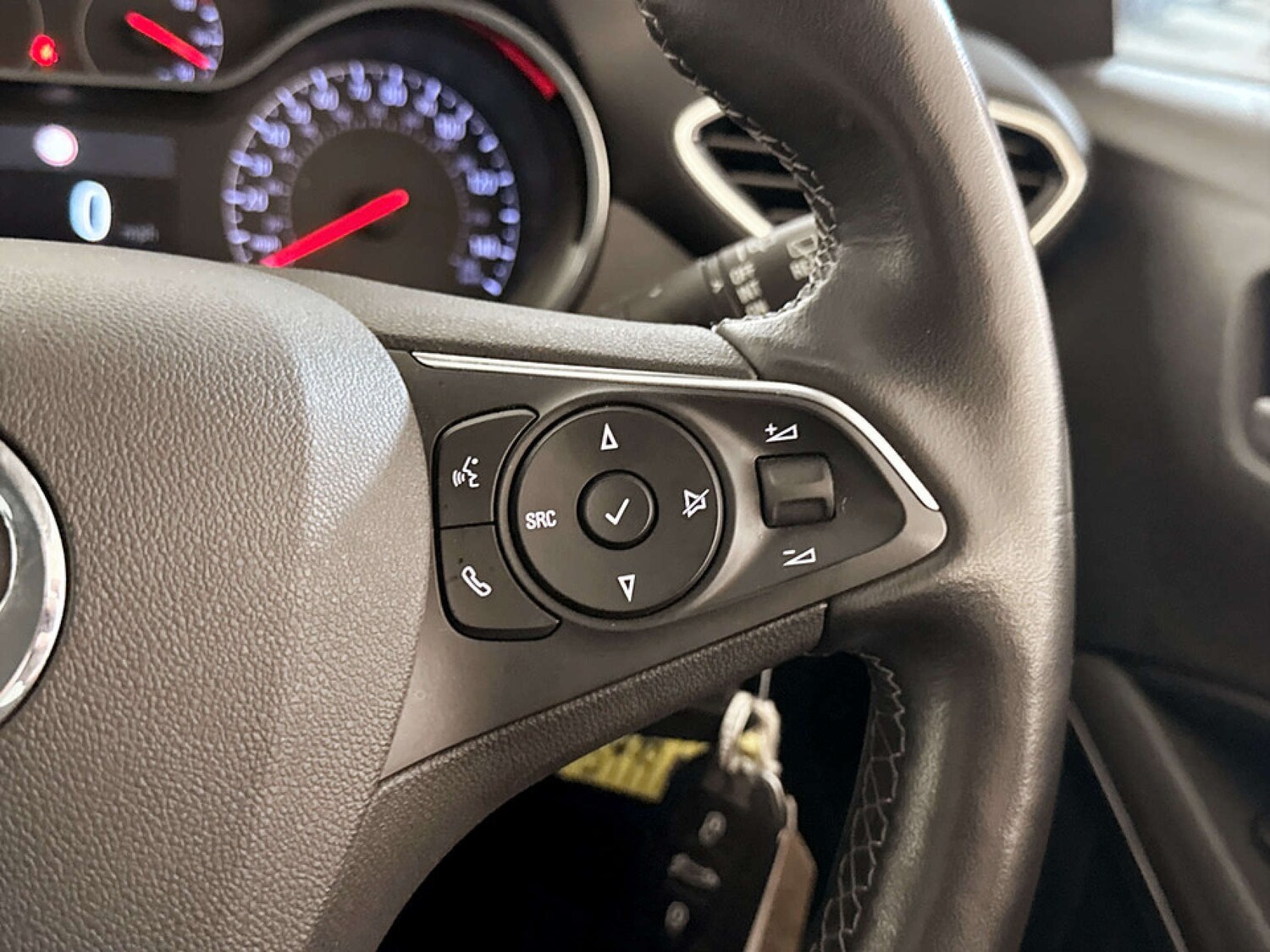 Used Vauxhall Crossland 2021 for sale - 77650545: Photo 19