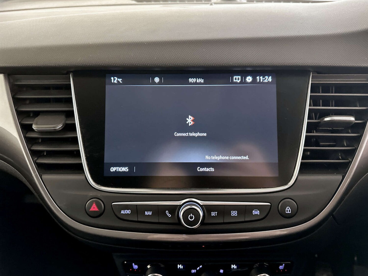 Used Vauxhall Crossland 2021 for sale - 77650545: Photo 23