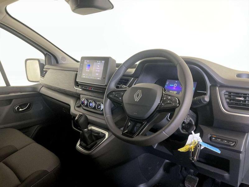 Used Renault Trafic 2025 for sale - 76830258: Photo 3