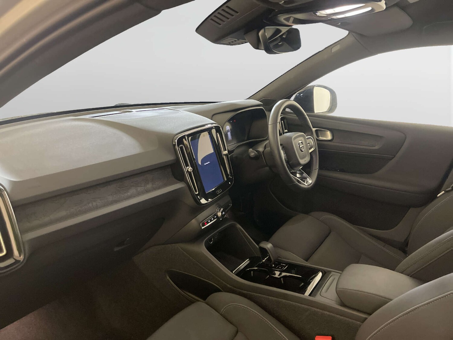 Used Volvo XC40 2023 for sale - 77818831: Photo 12