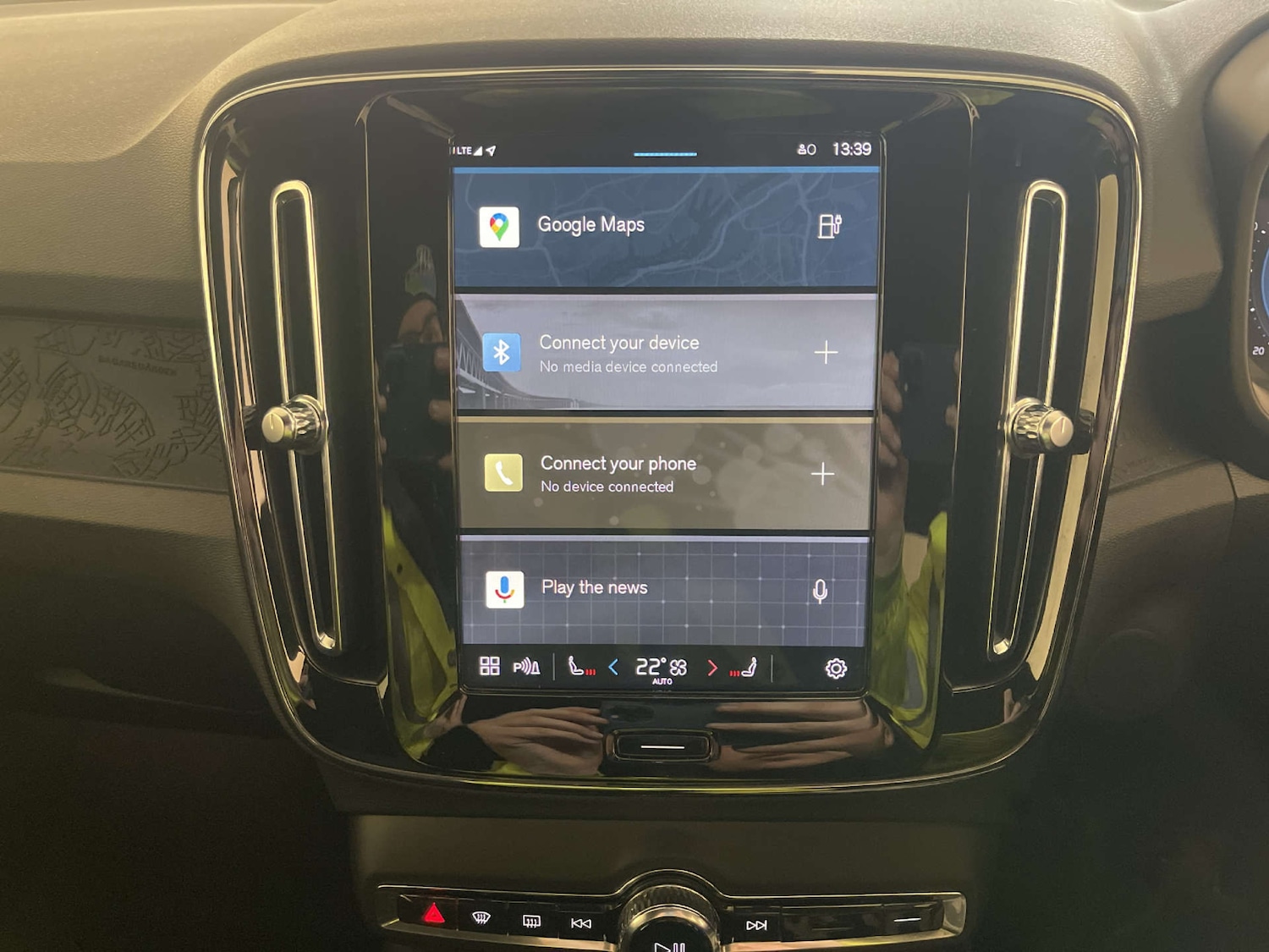 Used Volvo XC40 2023 for sale - 77818831: Photo 25