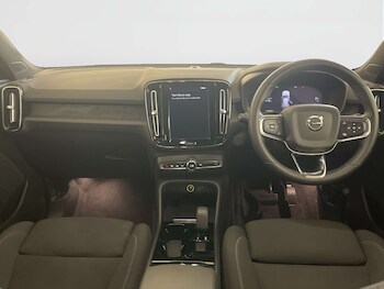 Used Volvo XC40 2023 for sale - 77818831: Photo