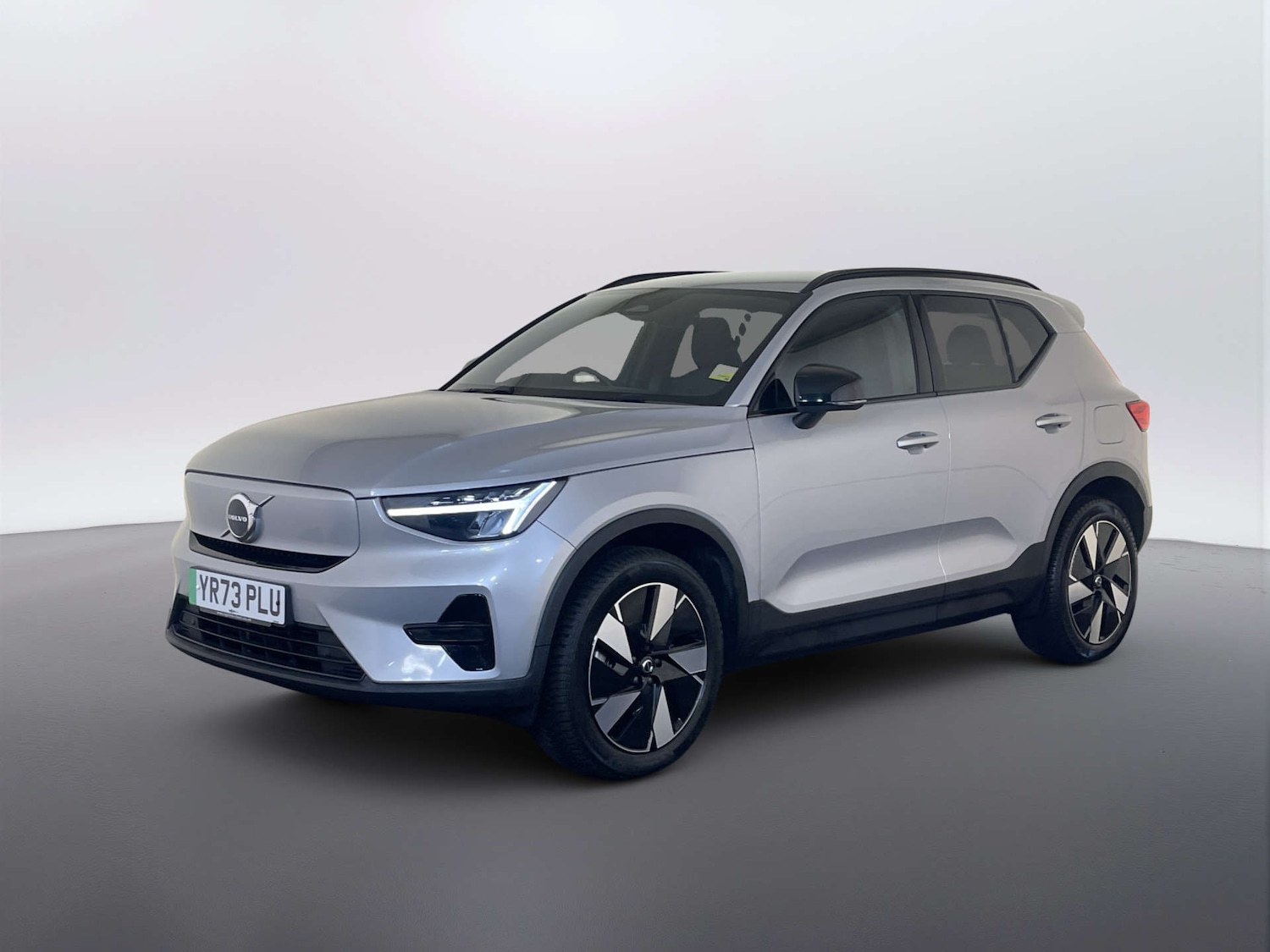 Used Volvo XC40 2023 for sale - 77818831: Photo 6