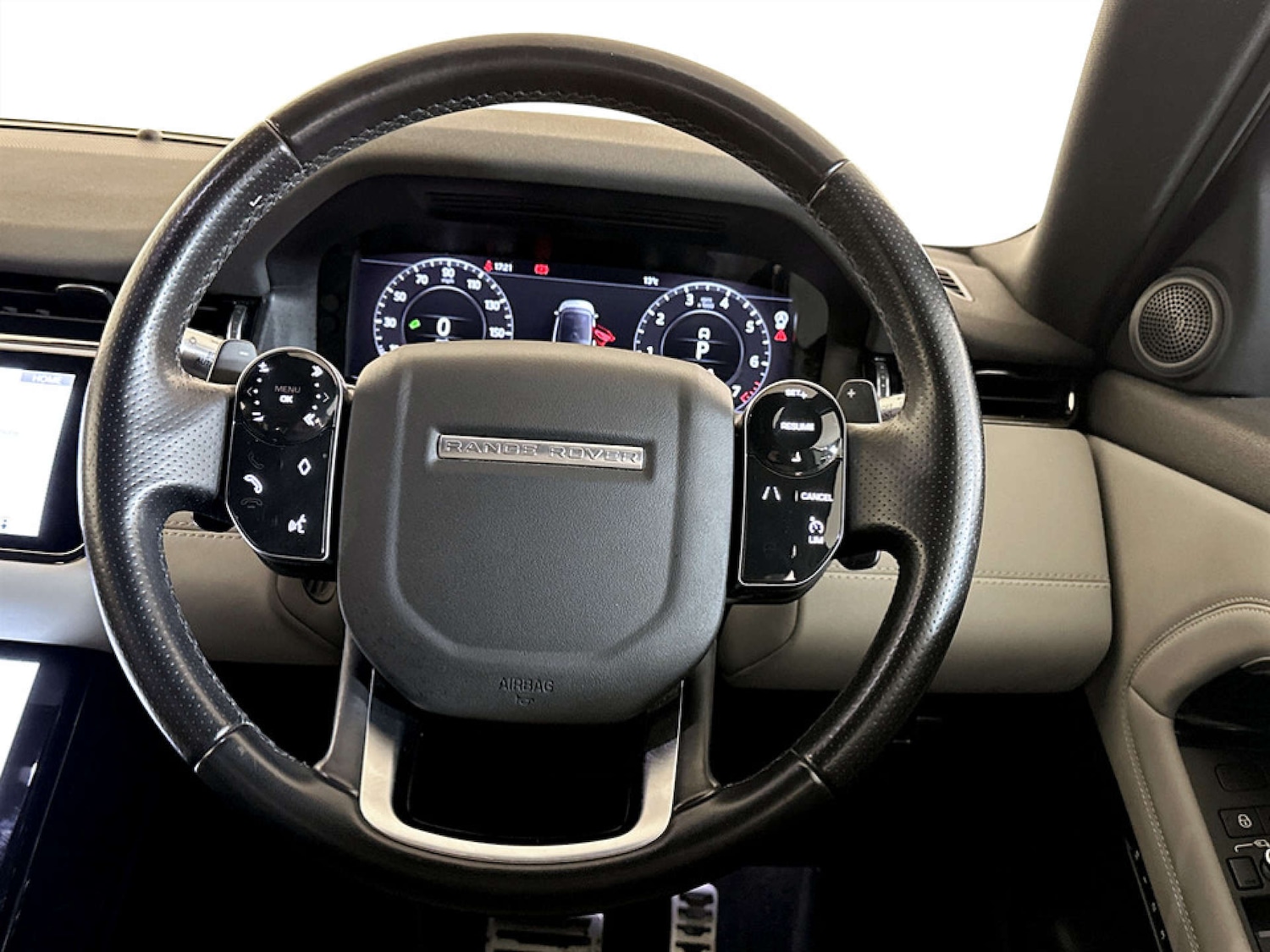 Used Land Rover Range Rover Evoque 2019 for sale - 77185655: Photo 16