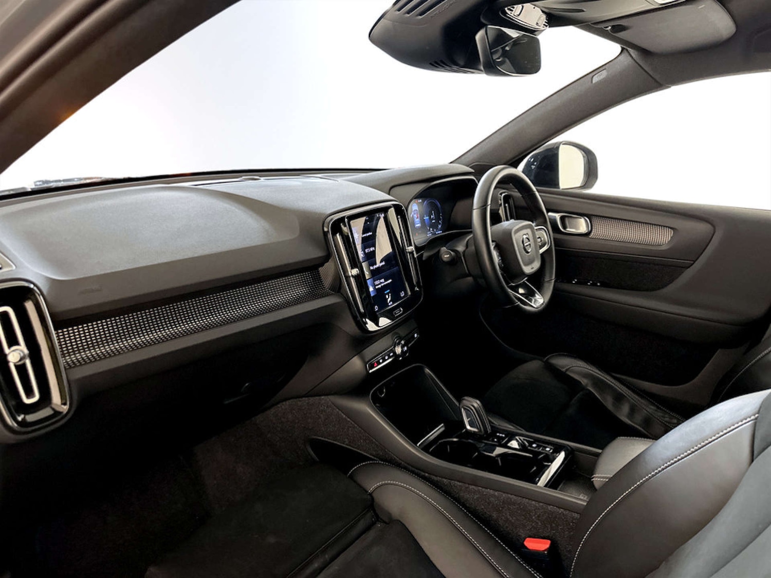 Used Volvo XC40 2021 for sale - 77420214: Photo 10