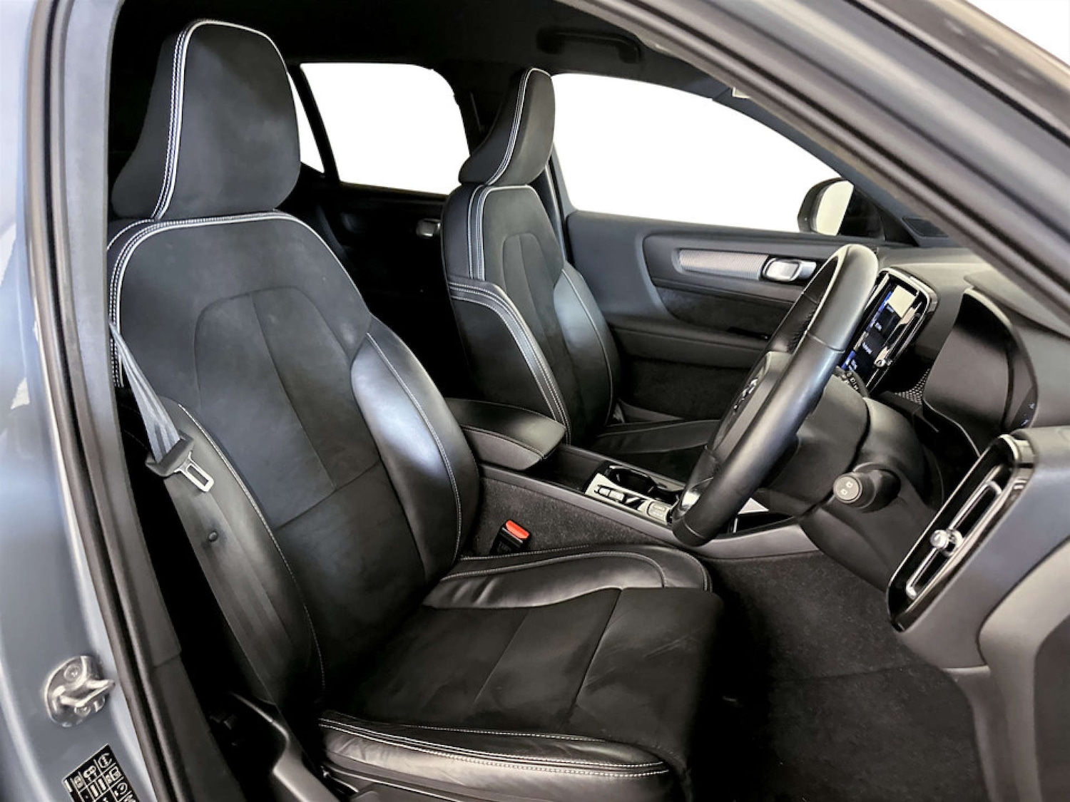 Used Volvo XC40 2021 for sale - 77420214: Photo 11