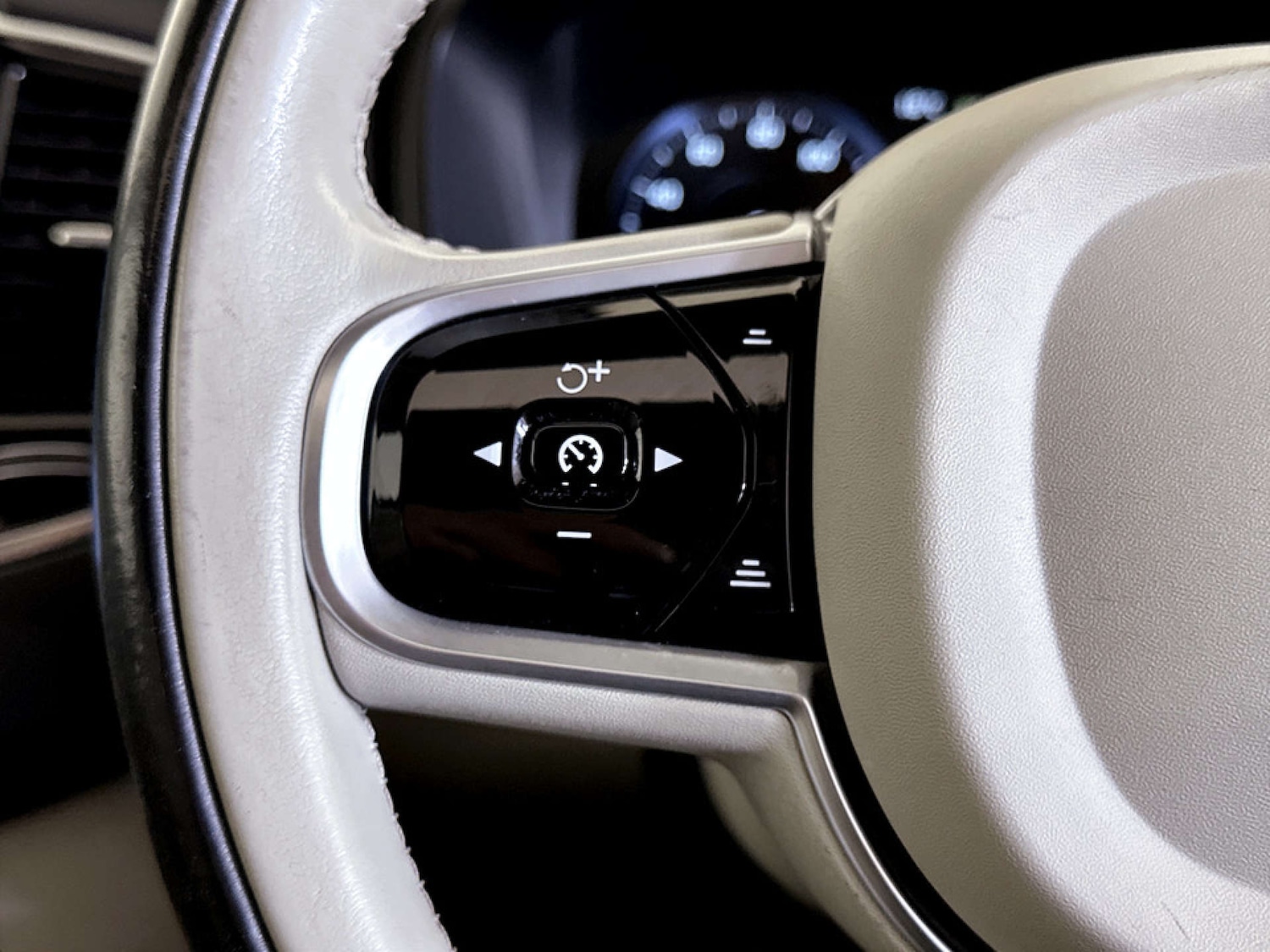 Used Volvo XC90 2018 for sale - 77185502: Photo 18