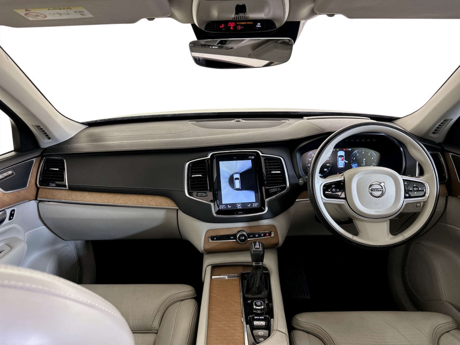 Used Volvo XC90 2018 for sale - 77185502: Photo 3