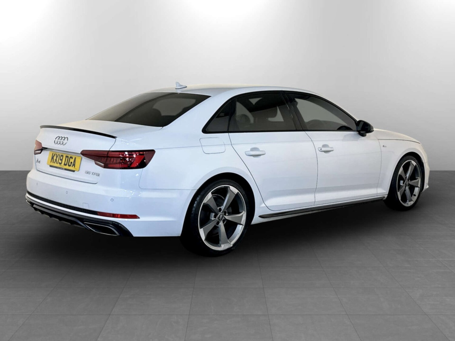 Used Audi A4 2019 for sale - 77452484: Photo 10