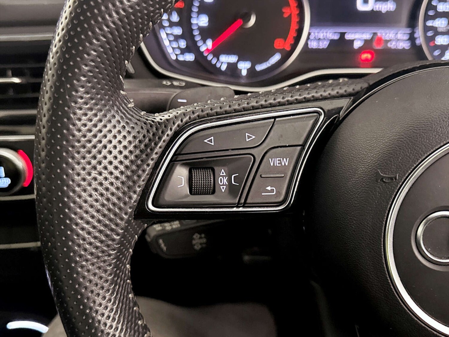 Used Audi A4 2019 for sale - 77452484: Photo 18