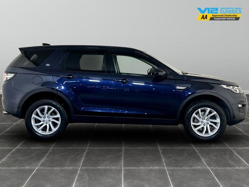 Used Land Rover Discovery Sport 2017 for sale - 76703117: Photo 11