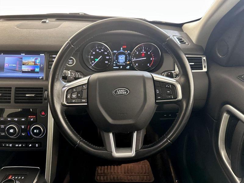 Used Land Rover Discovery Sport 2017 for sale - 76703117: Photo 17