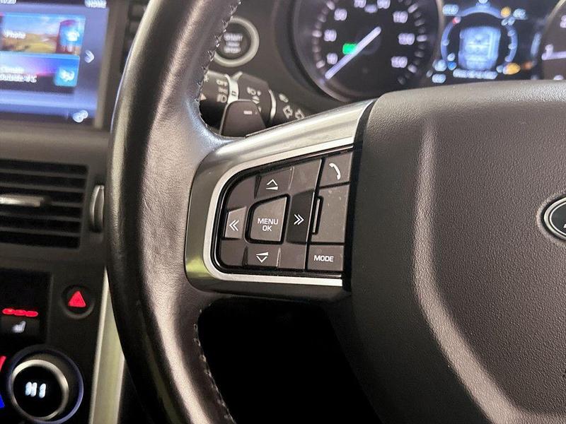 Used Land Rover Discovery Sport 2017 for sale - 76703117: Photo 18