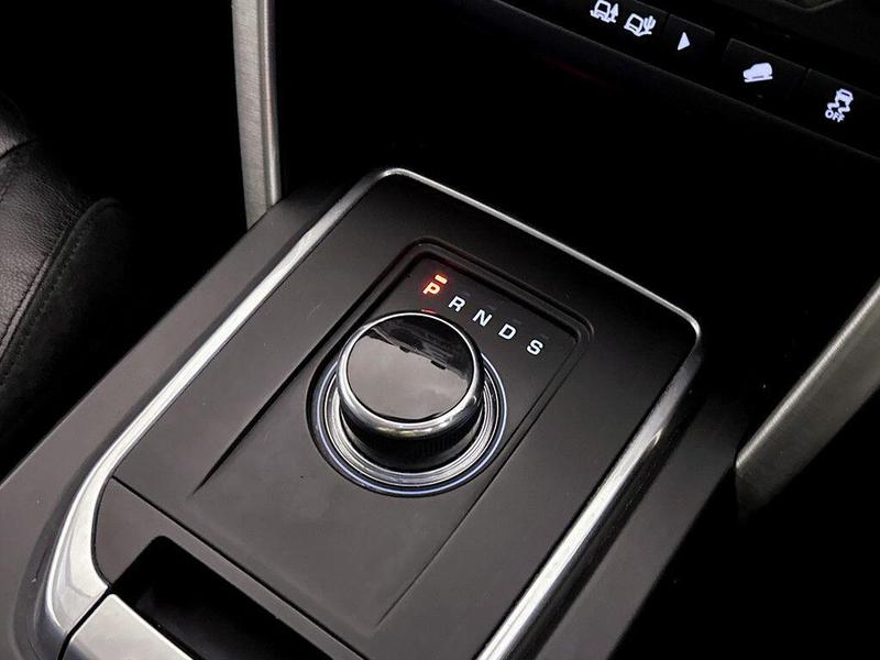 Used Land Rover Discovery Sport 2017 for sale - 76703117: Photo 26