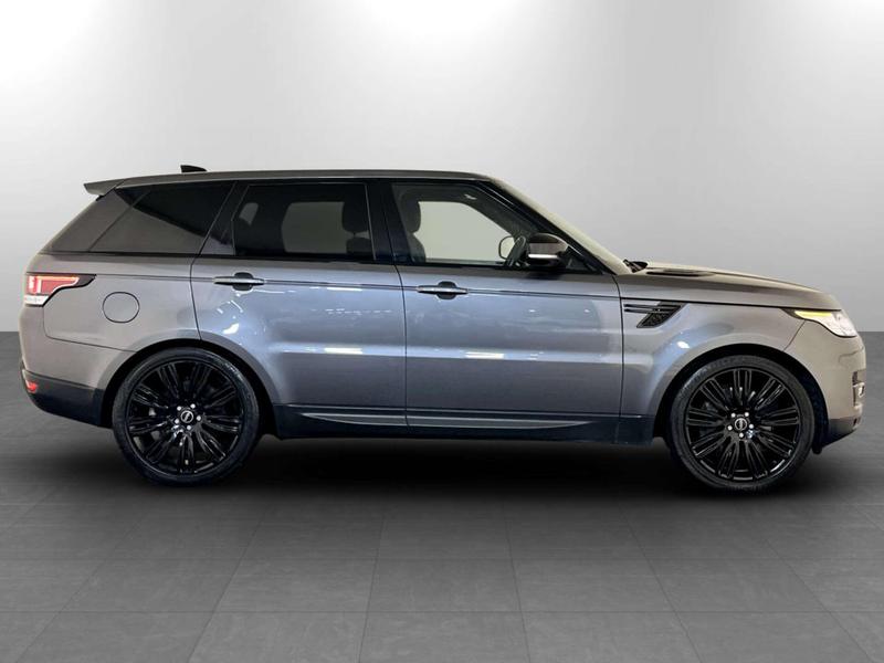 Used Land Rover Range Rover Sport 2017 for sale - 76984738: Photo 11
