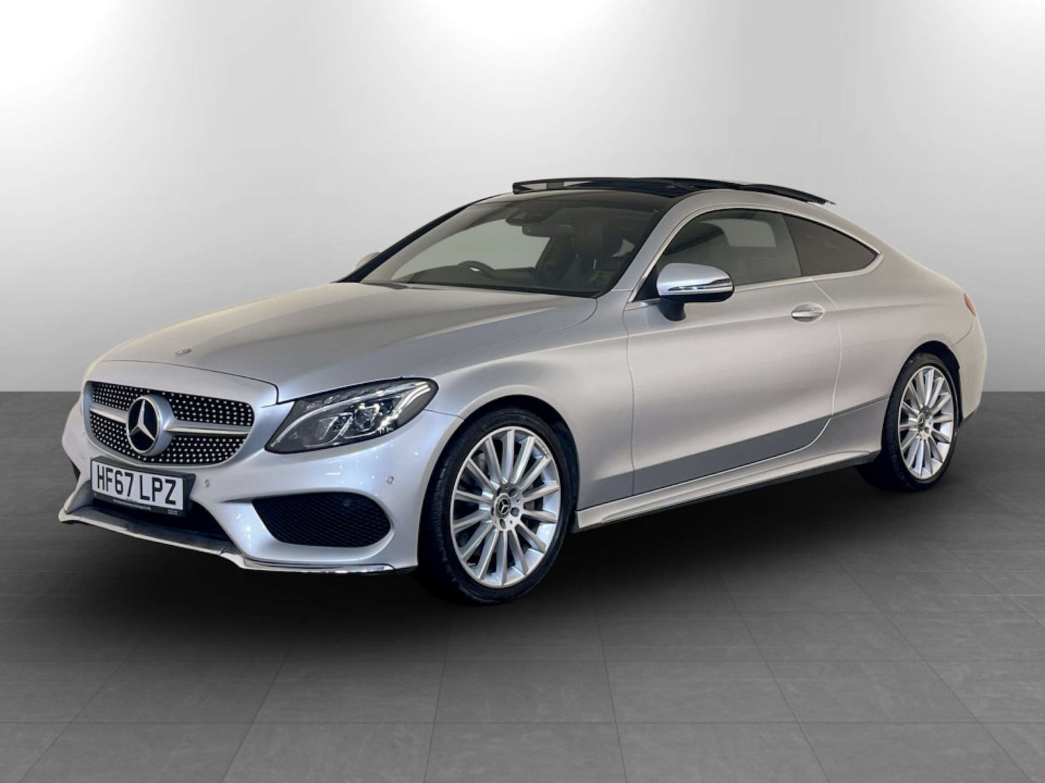 Used Mercedes-Benz C Class 2017 for sale - 77675381: Photo 6